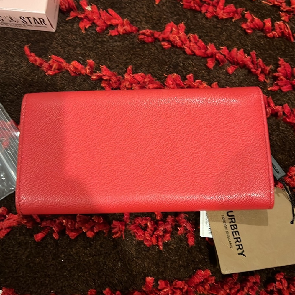 NWT Red Burberry Leather Continental Wallet w/Dustbag - Picture 5 of 5